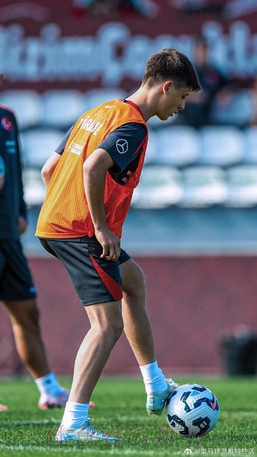 西媒：居莱尔如今自信满满 国家德比大概率会首发